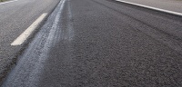 Samoopraviteľný asfalt