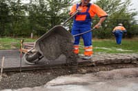 Stavba cyklotrasy v Bratislave
