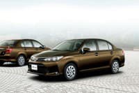 Toyota Corolla Axio a Fielder