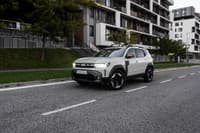Dacia Duster Hybrid 