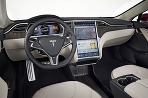 Tesla model S interiér