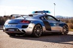 Neuveriteľné policajné autá sveta