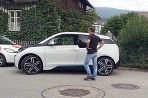 BMW i3 dokáže parkovať