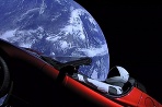 Tesla Roadster vo vesmíre