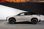 Lexus RZ EV 2025