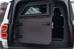 Obrnená Toyota Land Cruiser