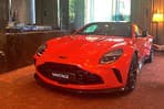 Aston Martin Vantage v