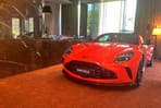 Aston Martin Vantage v