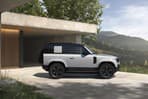 Land Rover Defender 2025