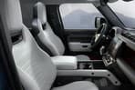 Land Rover Defender 2025