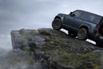 Land Rover Defender 2025