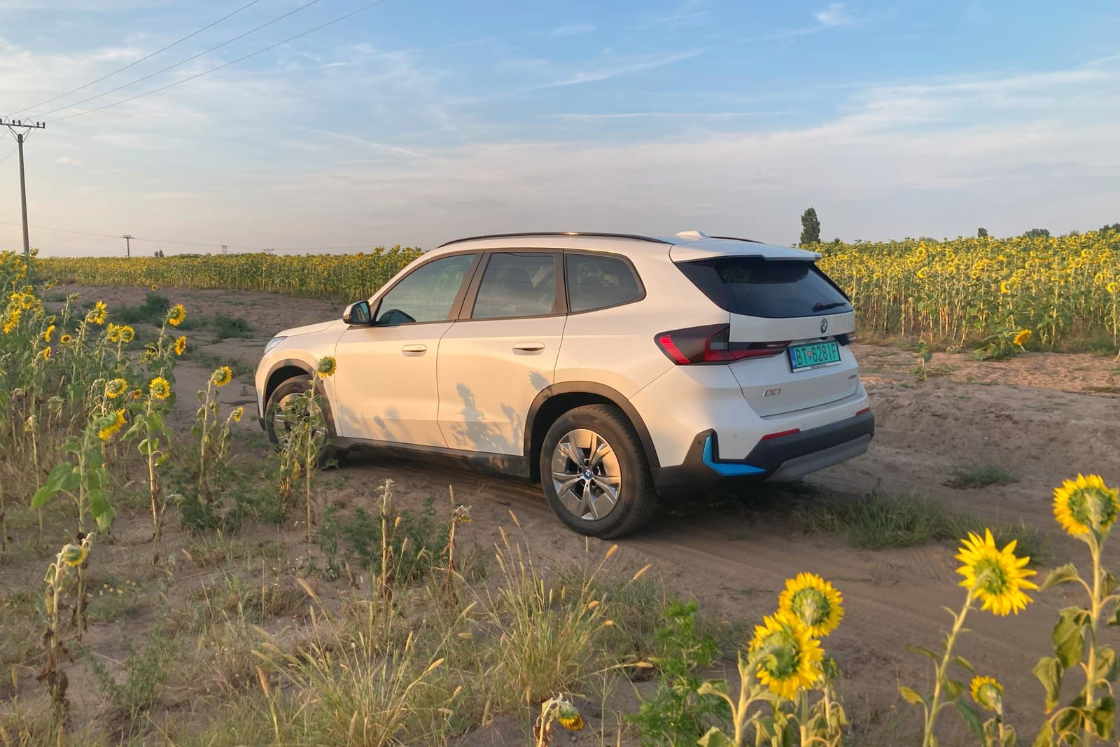 BMW iX1 xDrive30