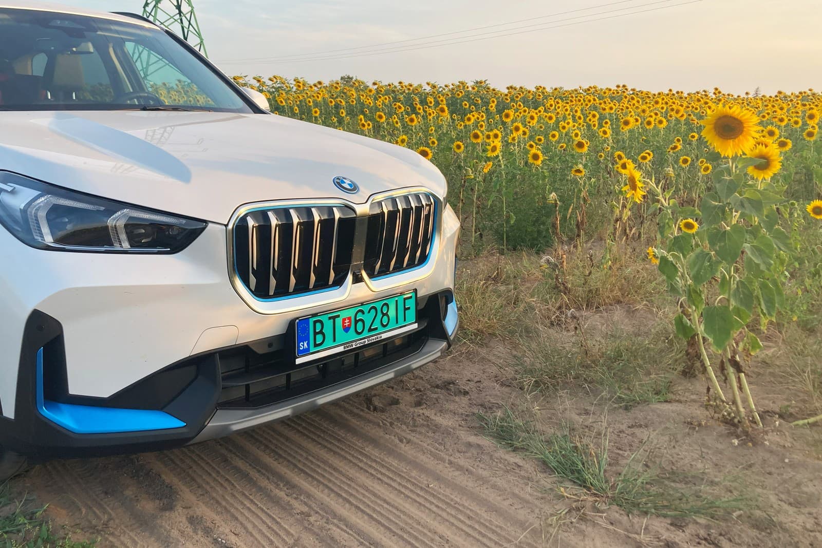 BMW iX1 xDrive30