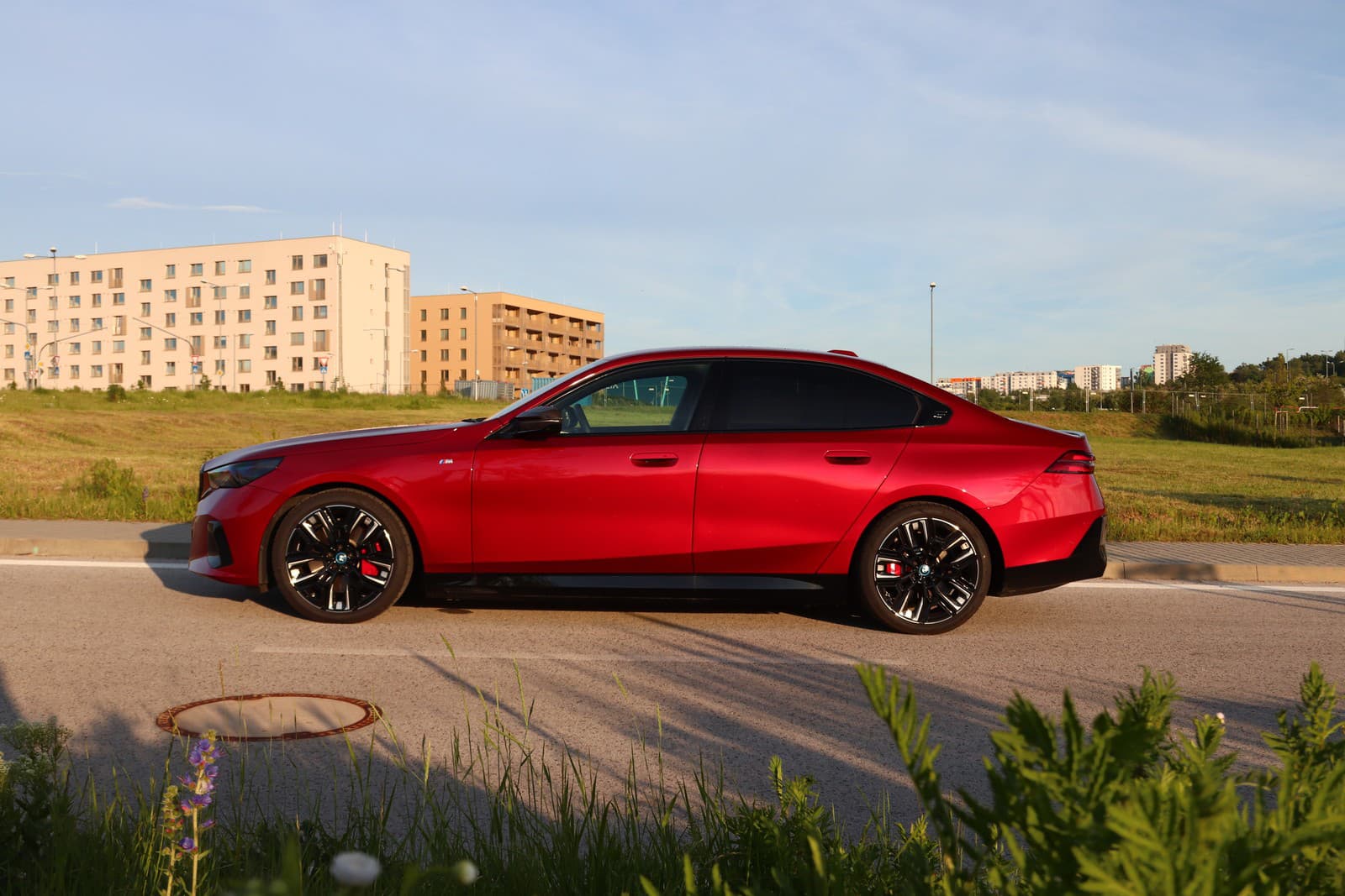 BMW i5 M60