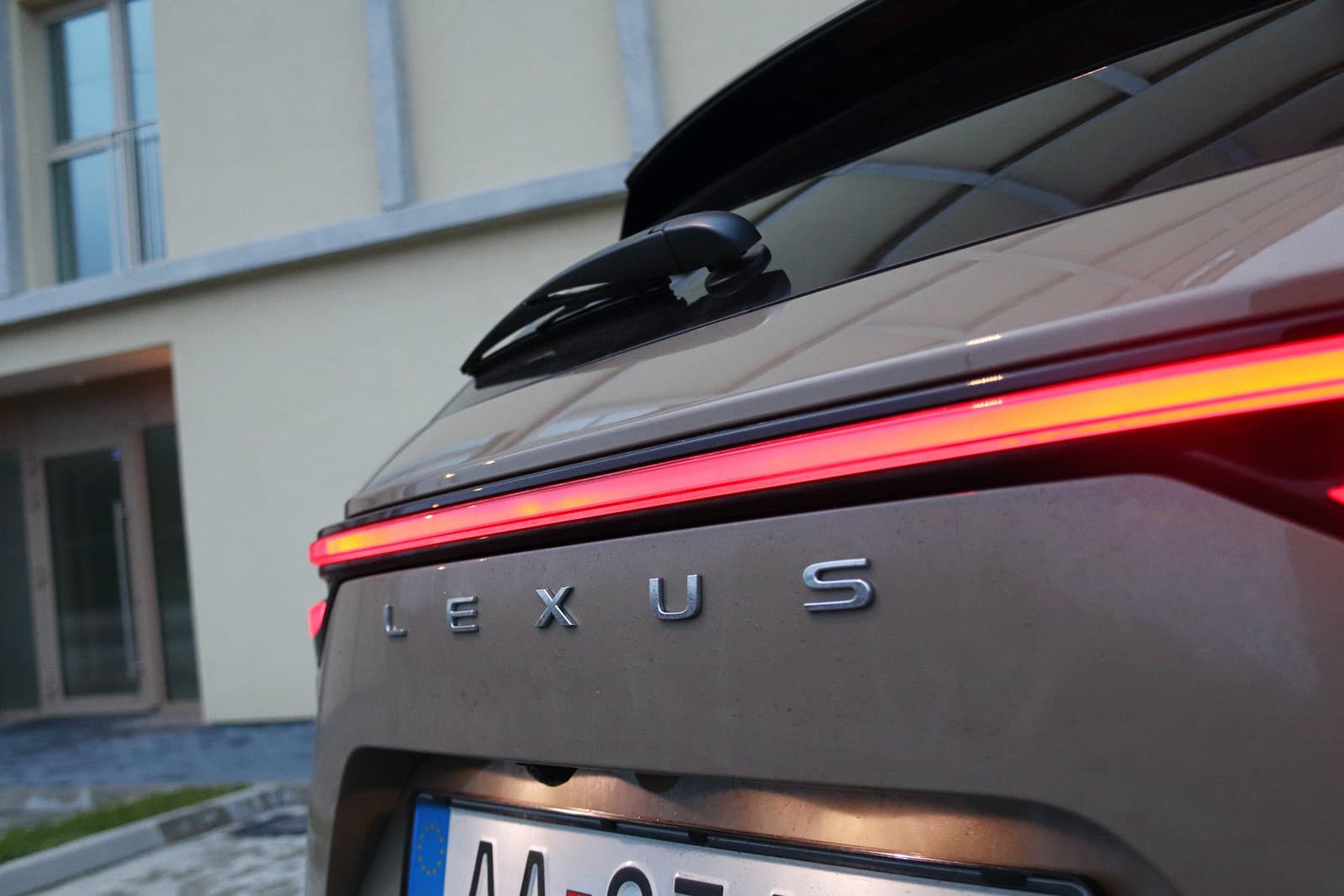 Lexus NX350 Overtrail