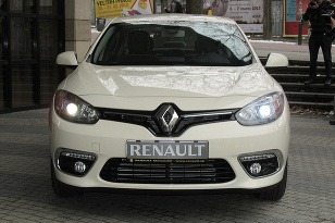 Renault Fluence dostal po