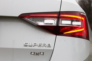 Škoda Superb 2,0 TSI
