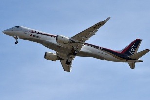 Mitsubishi Regional Jetliner -