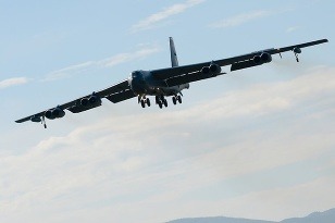 SIAF 2017 bombardér B-52