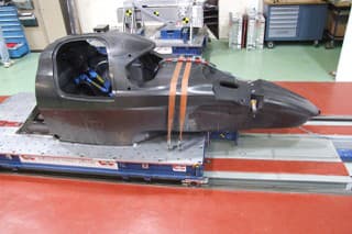 Praga R1 crashtest