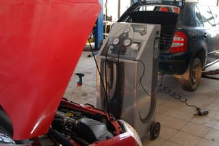 Servis auta pred dovolenkou