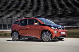 BMW i3 je prvé