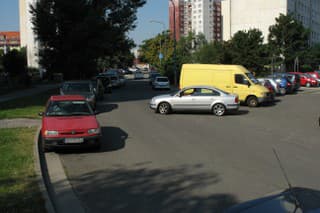 Parkovanie v Petržalke