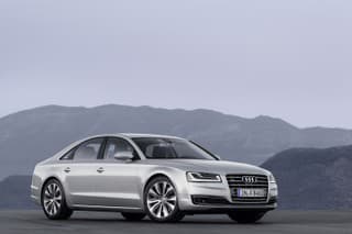 Audi A8 podstúpilo výraznú