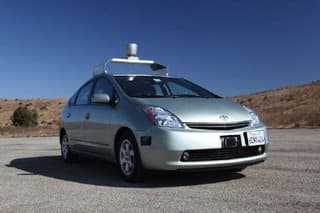 Google má autonómne auto,