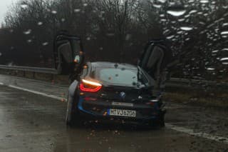 BMW i8 havarovalo na