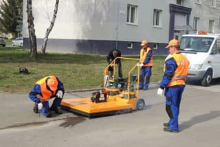 Oprava cesty infražiarením v