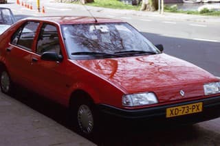 Renault 19