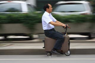 Kufor ako skúter