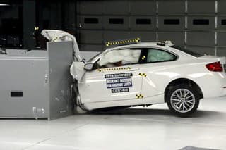 BMW 2 pri teste