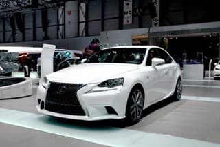 Lexus RX patrí k