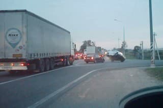 Predbiehal cez odbocovaci a