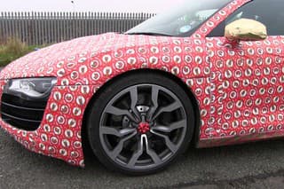 Audi R8 - auto