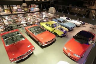 Najväčšiu zbierku modelov Ford