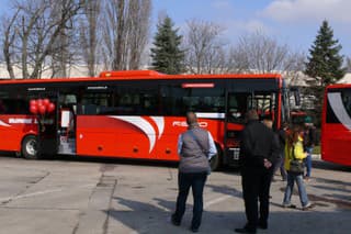 Nové autobusy pre cestujúcich