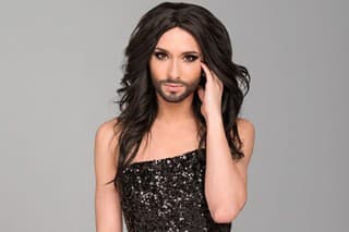 Conchita Wurst je speváčkou,