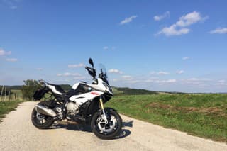 BMW S 1000 XR