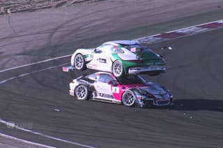 Nehoda dvoch Porsche 911