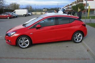 Opel Astra prichádza na