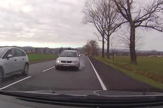 Volkswagen Passat jednoočko