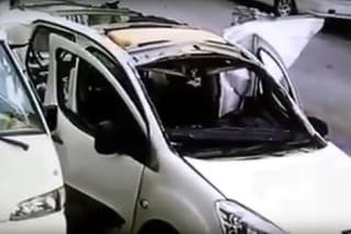LPG auto vybuchlo