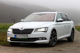 Škoda Superb 2,0 TSI