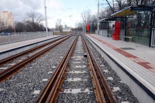 Električková trať, široký rozchod