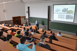 Automobilová JUNIOR akadémia (AJA)