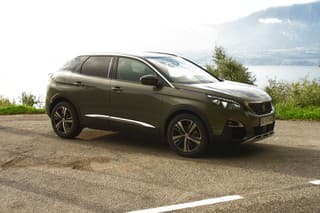 PRVÁ JAZDA: Peugeot 3008