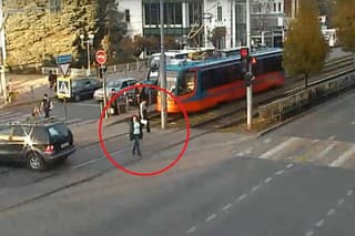 Na prechode neviete odkiaľ